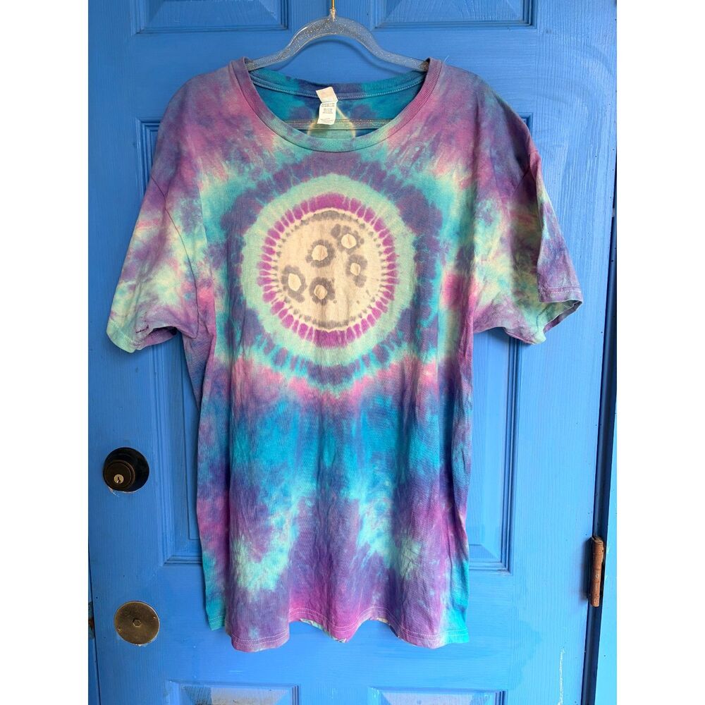 Handmade tie dye t-shirt Unisex L moon pattern